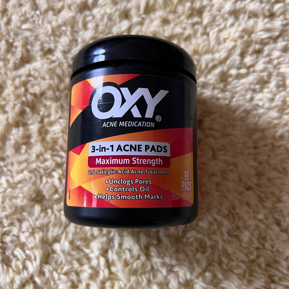 Oxy 3 in 1 Acne Pads - Brand New